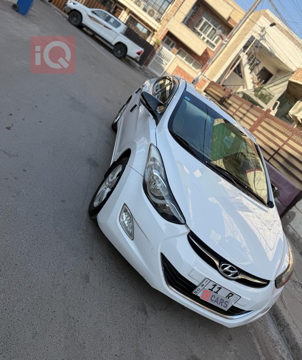 هیوندای ئەلەنترا